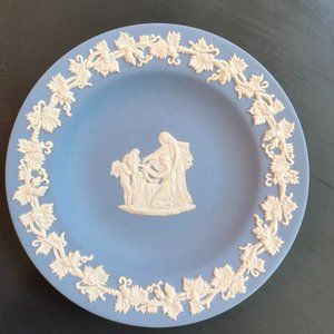 Small Vintage Wedgwood Jasperware trinket plate